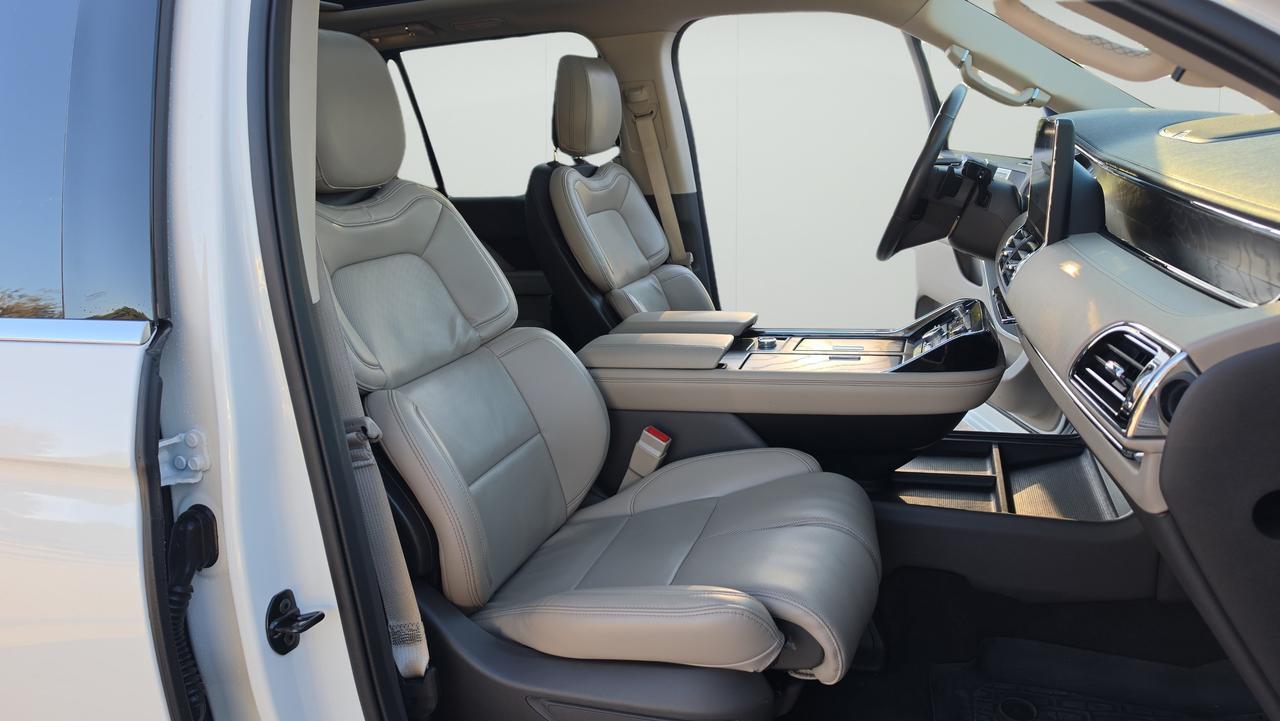 2024 Lincoln Navigator Premiere