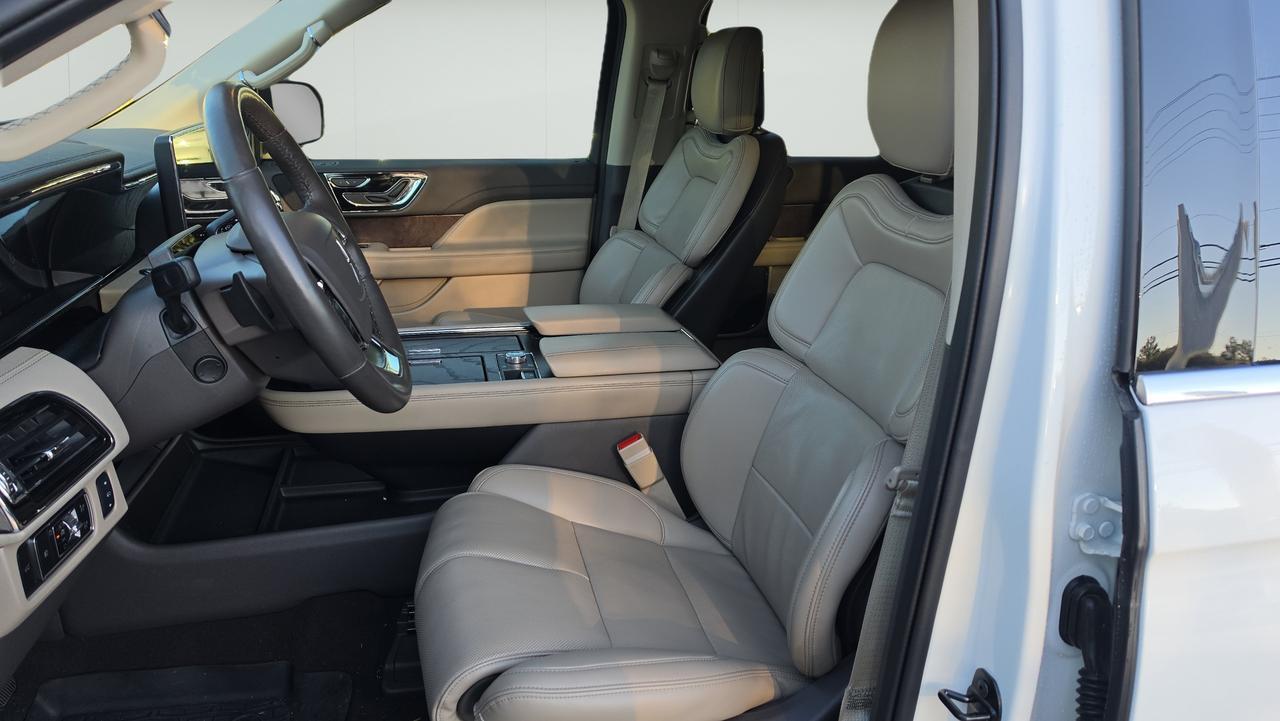 2024 Lincoln Navigator Premiere