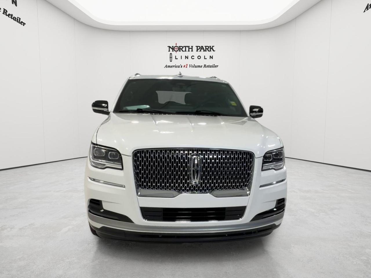 2024 Lincoln Navigator Premiere