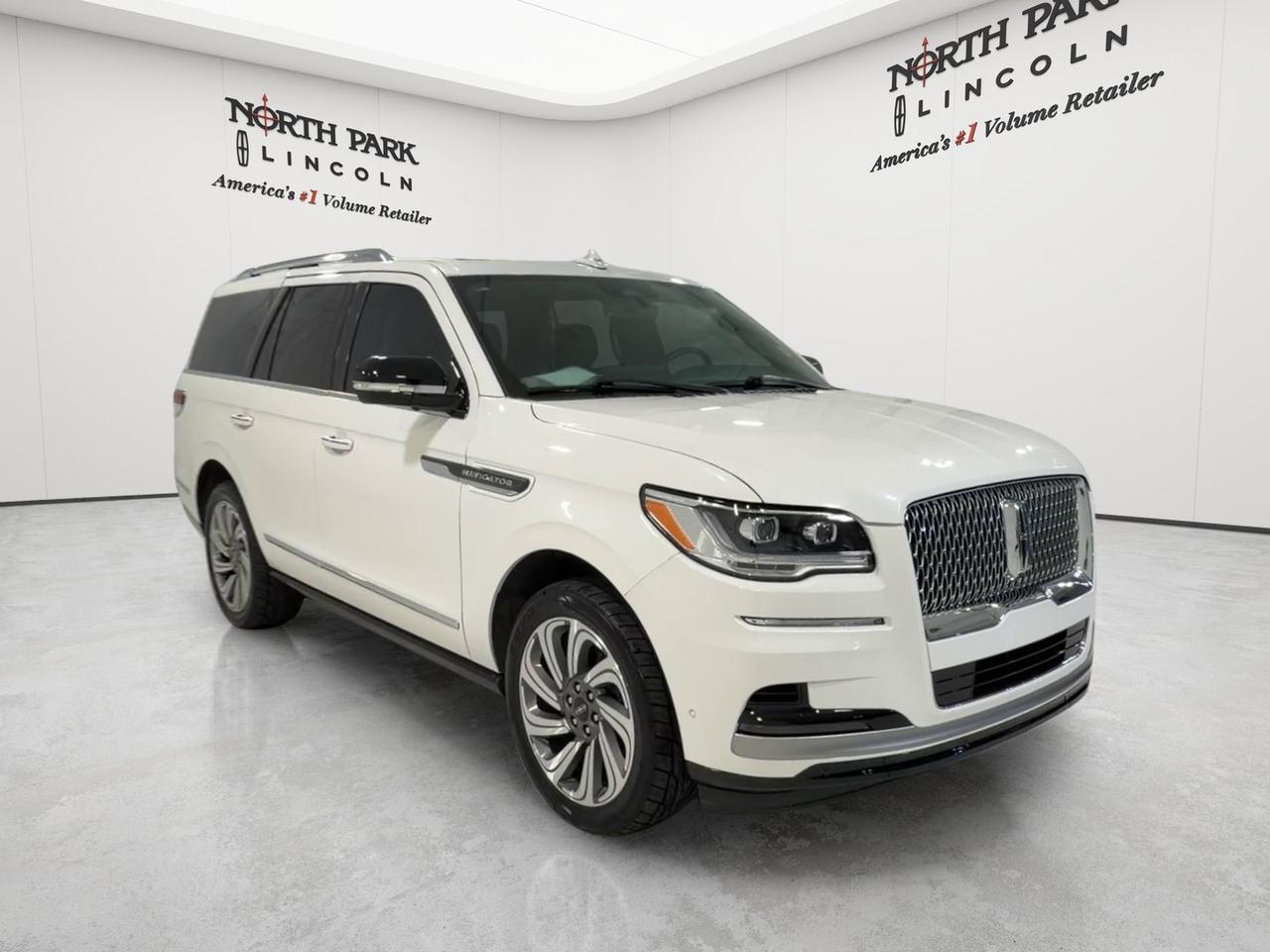 2024 Lincoln Navigator Premiere