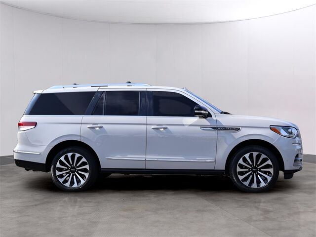 2024 Lincoln Navigator Reserve Oshkosh WI