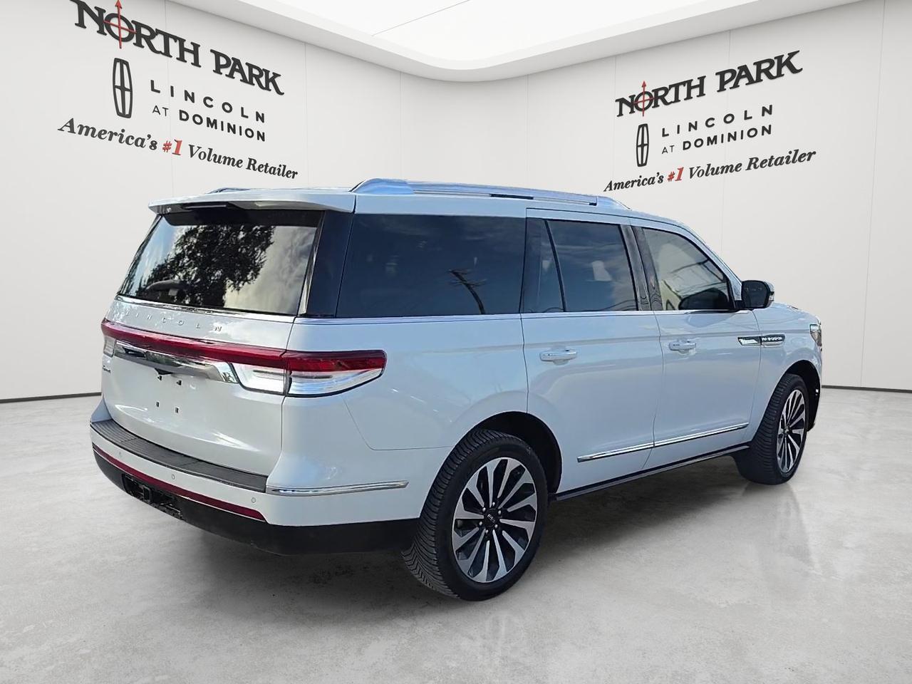 2024 Lincoln Navigator Reserve