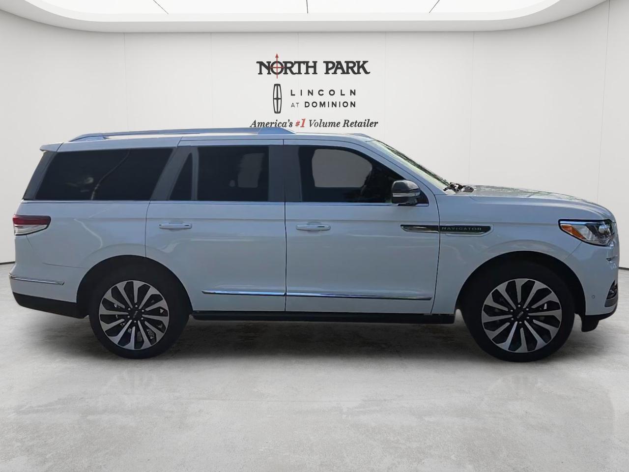 2024 Lincoln Navigator Reserve