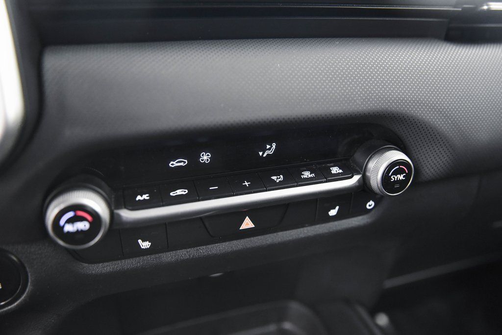 2024 MAZDA CX-50 2.5 S Preferred Package Akron OH