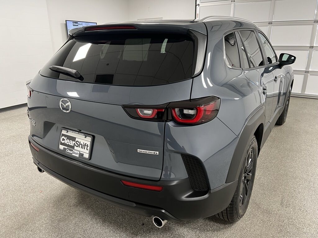 2024 Mazda CX-50 2.5 S Preferred photo 10