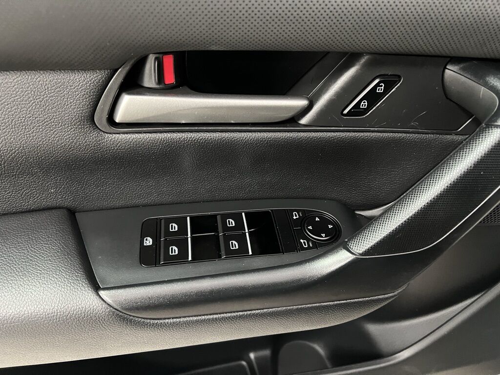 2024 Mazda CX-50 2.5 S Preferred photo 23
