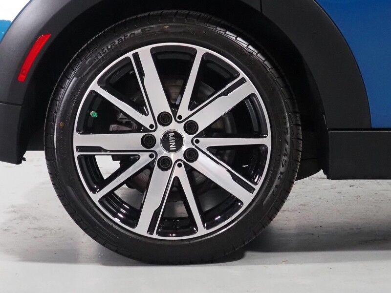 2024 MINI Cooper S 4 Door *SIGNATURE TRIM, HEADS-UP DISPLAY, NAVIGATION, BACKUP-CAMERA, COLOR TOUCHSCREEN, PANORAMA MOONROOF, HEATED SEATS, COMFORT ACCESS, LIGHTS PACKAGE, APPLE CARPLAY Round Rock TX