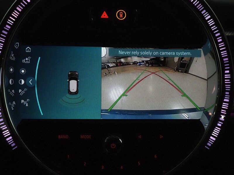 2024 MINI Cooper S 4 Door *SIGNATURE TRIM, HEADS-UP DISPLAY, NAVIGATION, BACKUP-CAMERA, COLOR TOUCHSCREEN, PANORAMA MOONROOF, HEATED SEATS, COMFORT ACCESS, LIGHTS PACKAGE, APPLE CARPLAY Round Rock TX