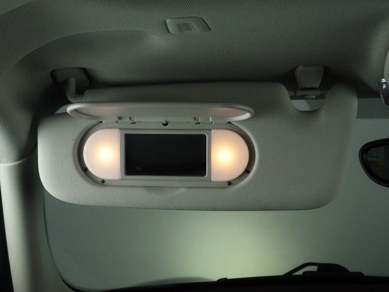 2024 MINI Cooper S 4 Door *SIGNATURE TRIM, HEADS-UP DISPLAY, NAVIGATION, BACKUP-CAMERA, COLOR TOUCHSCREEN, PANORAMA MOONROOF, HEATED SEATS, COMFORT ACCESS, LIGHTS PACKAGE, APPLE CARPLAY Round Rock TX