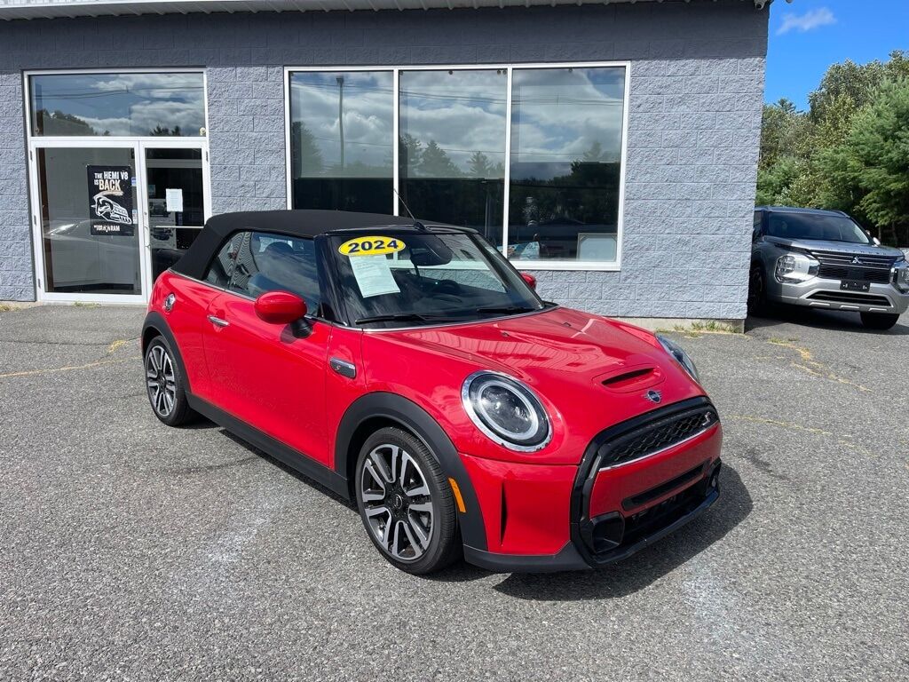 2024 MINI Cooper S Signature Orange MA