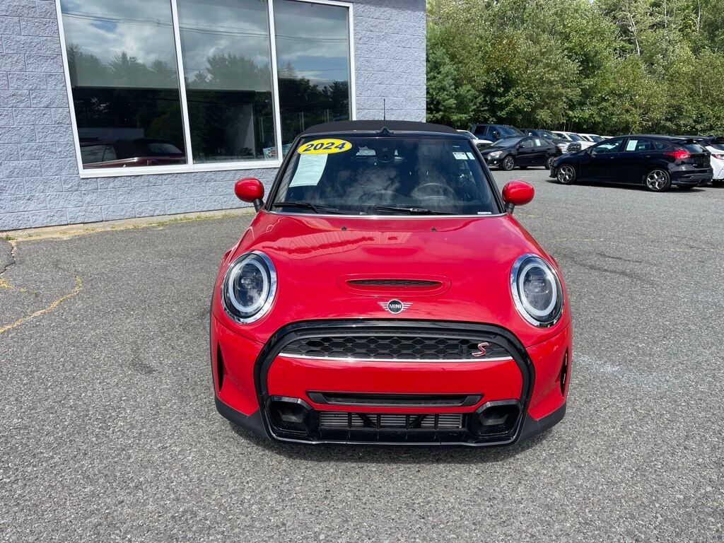 2024 MINI Cooper S Signature Orange MA