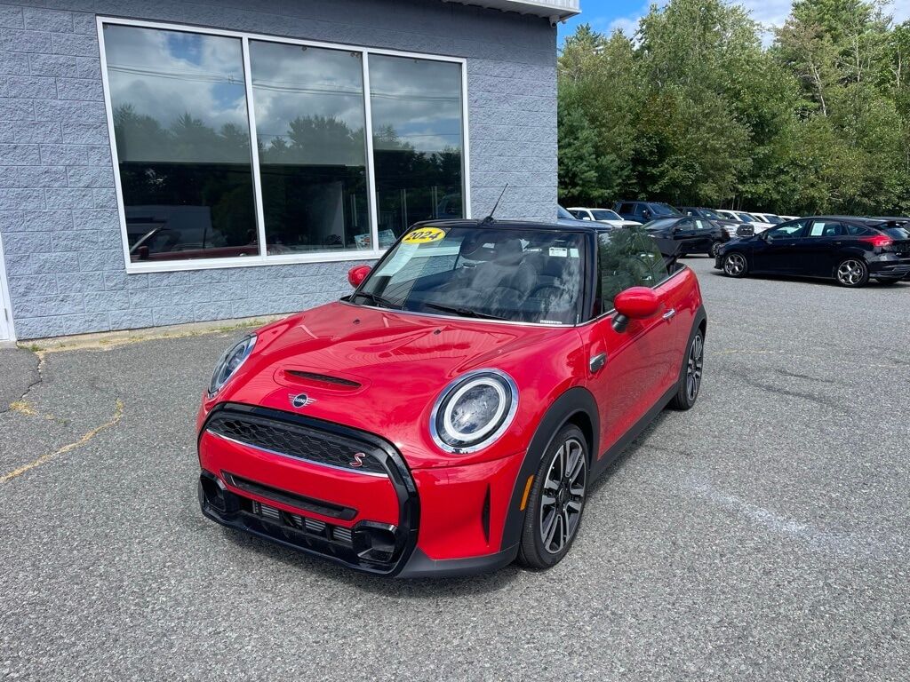 2024 MINI Cooper S Signature Orange MA