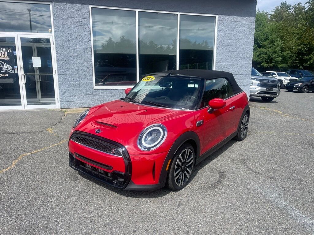 2024 MINI Cooper S Signature Orange MA