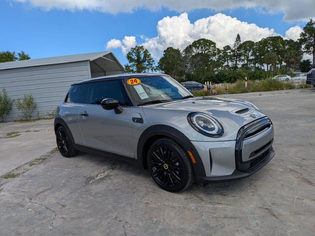 2024 MINI Cooper SE Electric Iconic San Clemente CA