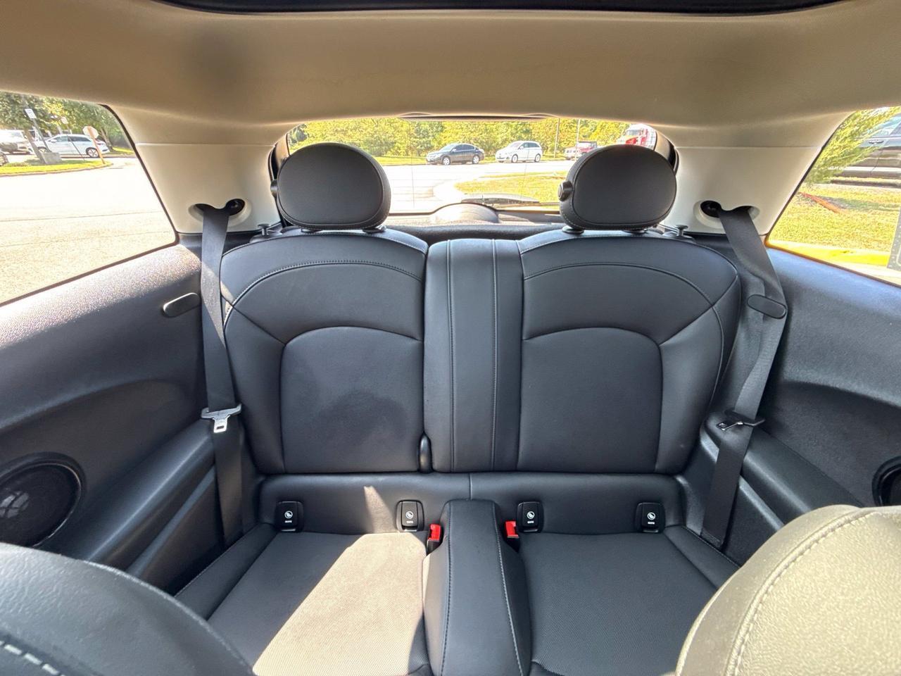 2024 MINI Cooper SE Electric Signature Chantilly VA