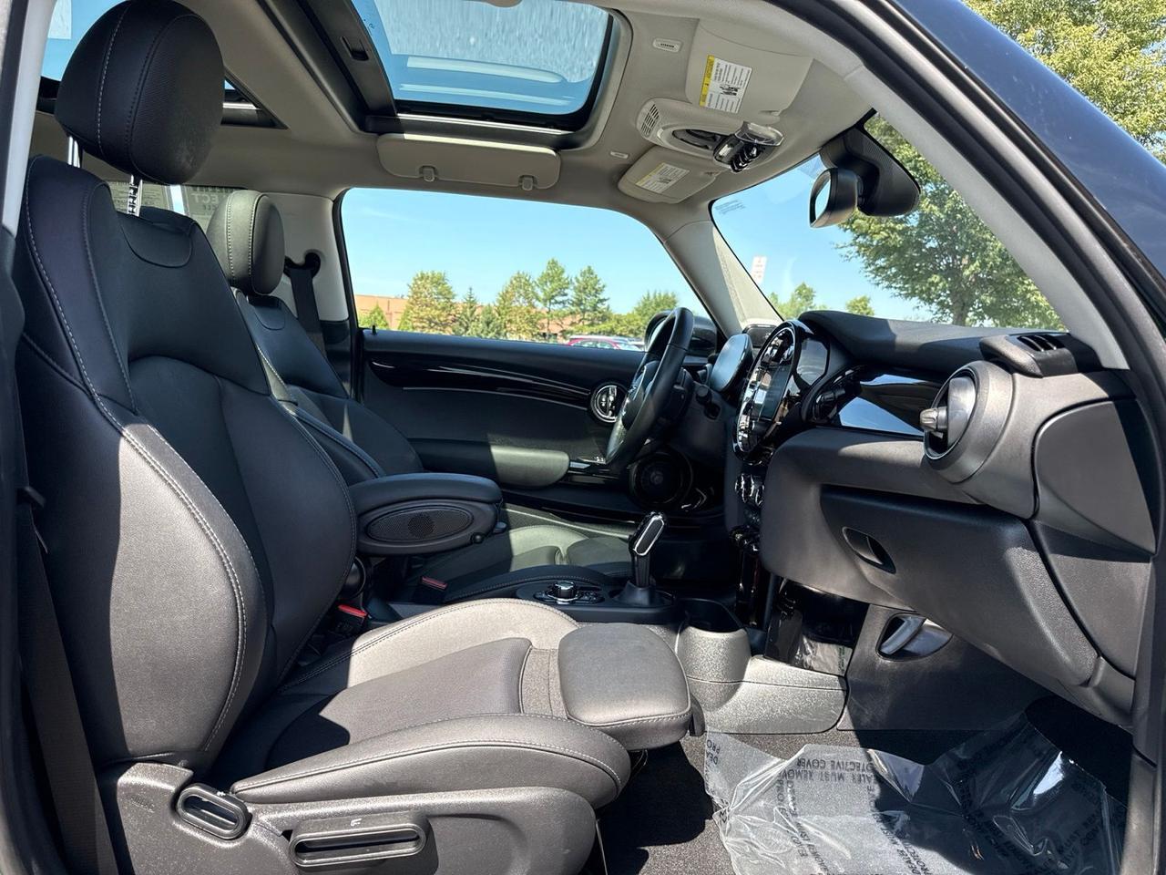 2024 MINI Cooper SE Electric Signature Chantilly VA