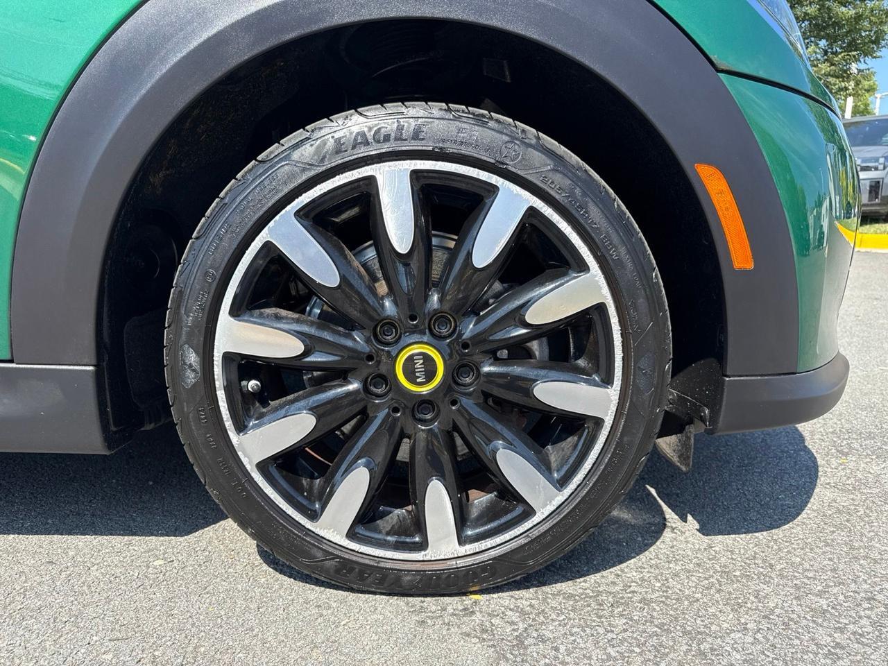 2024 MINI Cooper SE Electric Signature Chantilly VA
