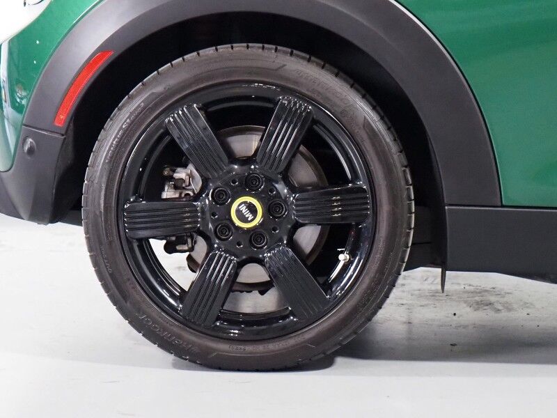 2024 MINI Cooper SE *SIGNATURE TRIM, NAVIGATION, BACKUP-CAMERA, PANORAMA MOONROOF, HEATED SEATS/STEERING, PARK DISTANCE CONTROL, COMFORT ACCESS, HARMAN/KARDON, APPLE CARPLAY Round Rock TX