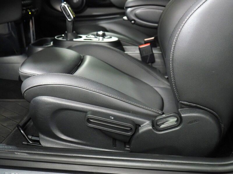 2024 MINI Cooper SE *SIGNATURE TRIM, NAVIGATION, BACKUP-CAMERA, PANORAMA MOONROOF, HEATED SEATS/STEERING, PARK DISTANCE CONTROL, COMFORT ACCESS, HARMAN/KARDON, APPLE CARPLAY Round Rock TX