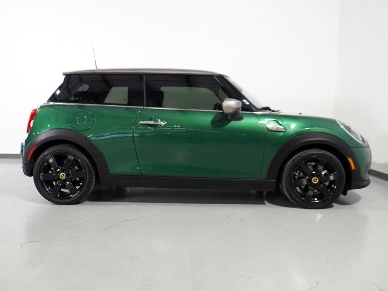 2024 MINI Cooper SE *SIGNATURE TRIM, NAVIGATION, BACKUP-CAMERA, PANORAMA MOONROOF, HEATED SEATS/STEERING, PARK DISTANCE CONTROL, COMFORT ACCESS, HARMAN/KARDON, APPLE CARPLAY Round Rock TX