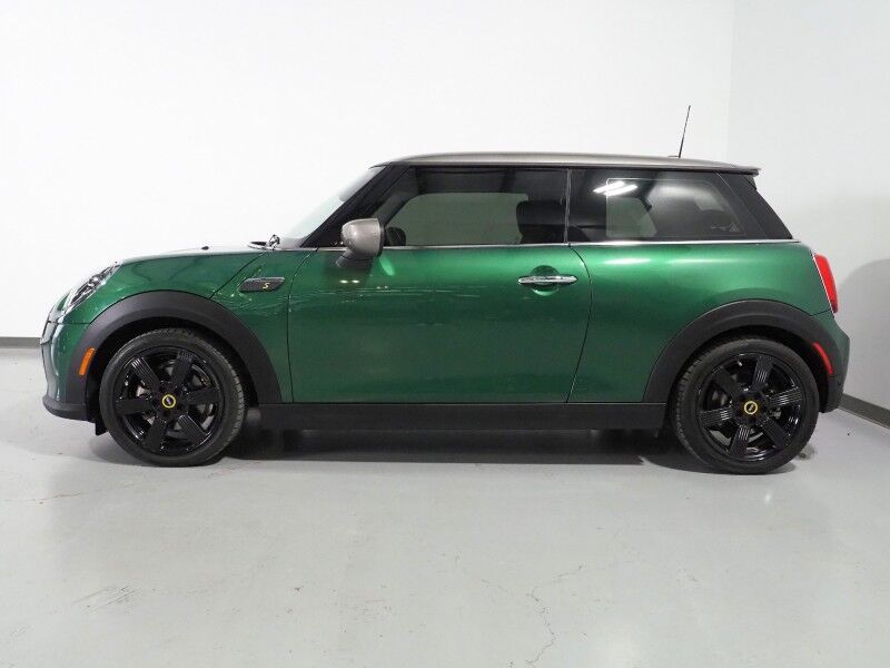 2024 MINI Cooper SE *SIGNATURE TRIM, NAVIGATION, BACKUP-CAMERA, PANORAMA MOONROOF, HEATED SEATS/STEERING, PARK DISTANCE CONTROL, COMFORT ACCESS, HARMAN/KARDON, APPLE CARPLAY Round Rock TX