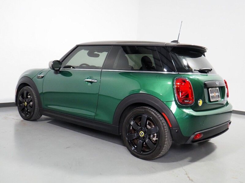 2024 MINI Cooper SE *SIGNATURE TRIM, NAVIGATION, BACKUP-CAMERA, PANORAMA MOONROOF, HEATED SEATS/STEERING, PARK DISTANCE CONTROL, COMFORT ACCESS, HARMAN/KARDON, APPLE CARPLAY Round Rock TX