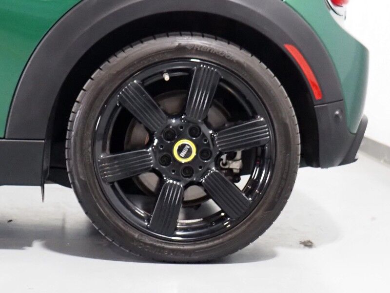 2024 MINI Cooper SE *SIGNATURE TRIM, NAVIGATION, BACKUP-CAMERA, PANORAMA MOONROOF, HEATED SEATS/STEERING, PARK DISTANCE CONTROL, COMFORT ACCESS, HARMAN/KARDON, APPLE CARPLAY Round Rock TX