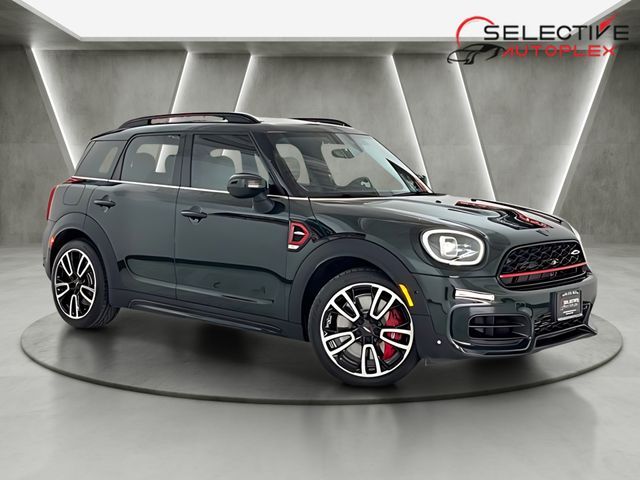 2024 MINI John Cooper Works Countryman Base