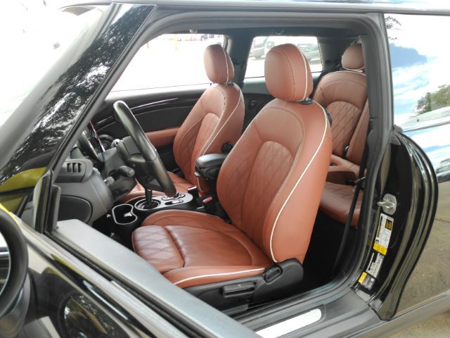 2024 MINI SE Hardtop Cooper Plano TX