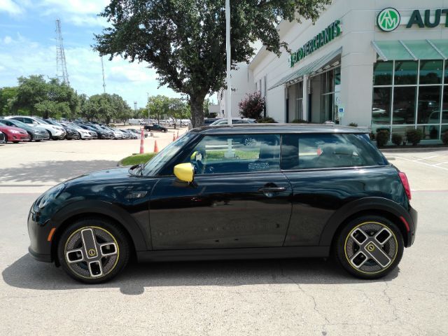 2024 MINI SE Hardtop Cooper Plano TX