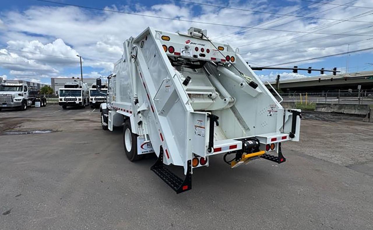 2024 Mack MD6 11 Yard Pac Mac RLM Rear Loader Garbage Truck Tampa FL
