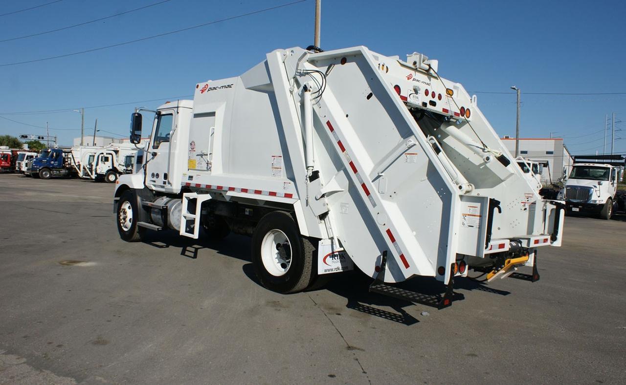 2024 Mack MD6 11 Yard Pac Mac RLM Rear Loader Garbage Truck Tampa FL