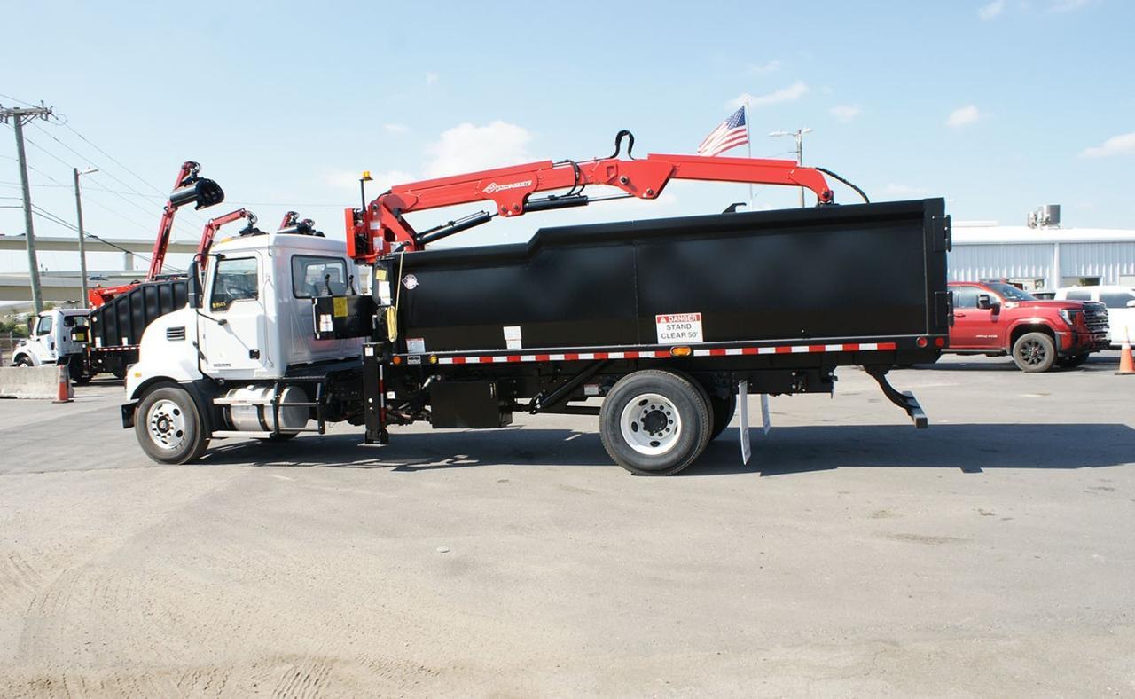 2024 Mack MD6 20 Yard Pac Mac HJ Grapple Truck Tampa FL