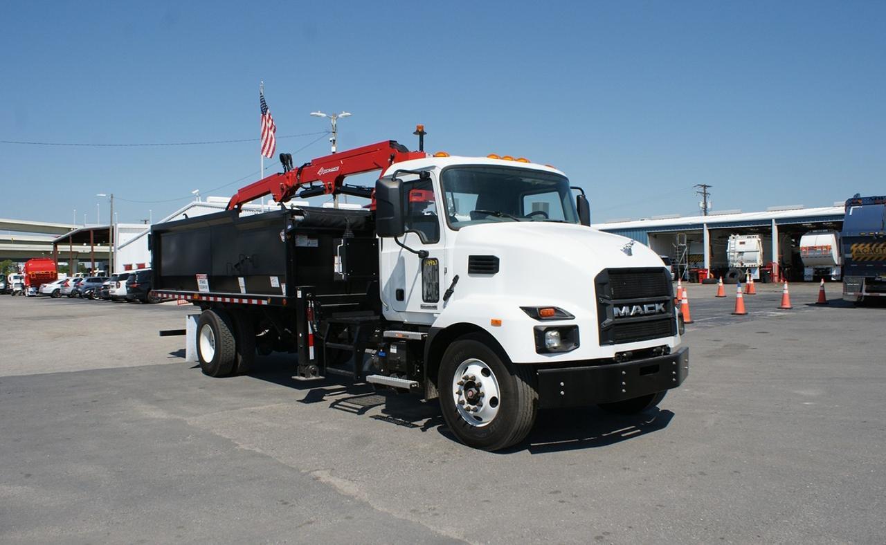 2024 Mack MD6 20 Yard Pac Mac HJ Grapple Truck Tampa FL