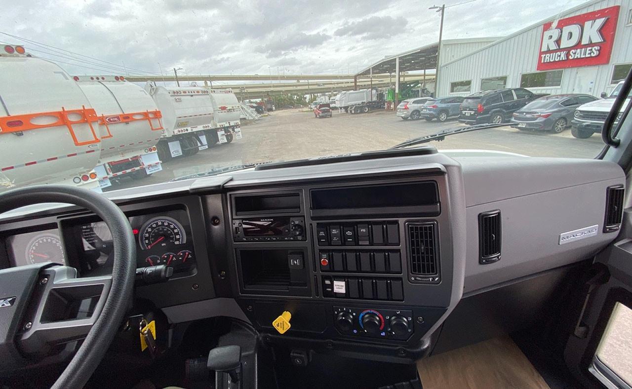 2024 Mack MD6 20 Yard Pac Mac HJ Grapple Truck Tampa FL