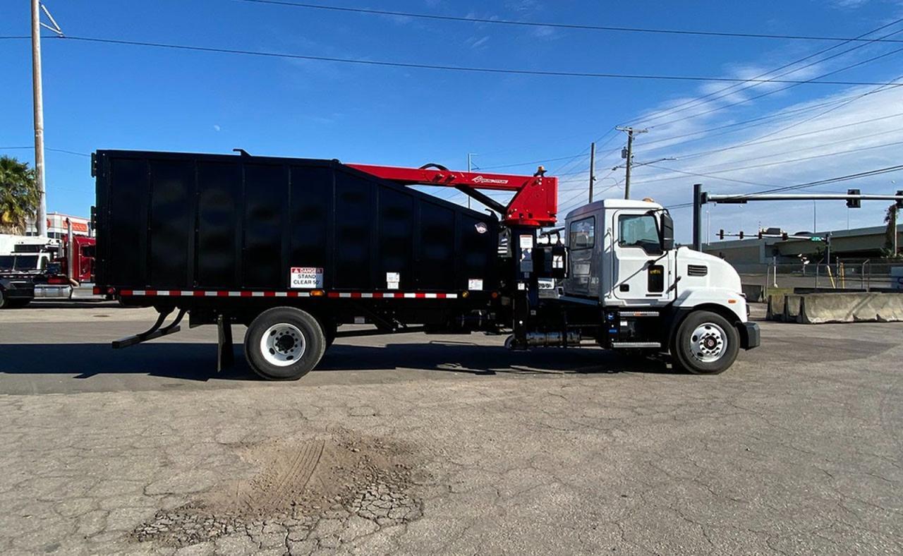 2024 Mack MD7 28 Yard Pac Mac HJ Grapple Truck Tampa FL