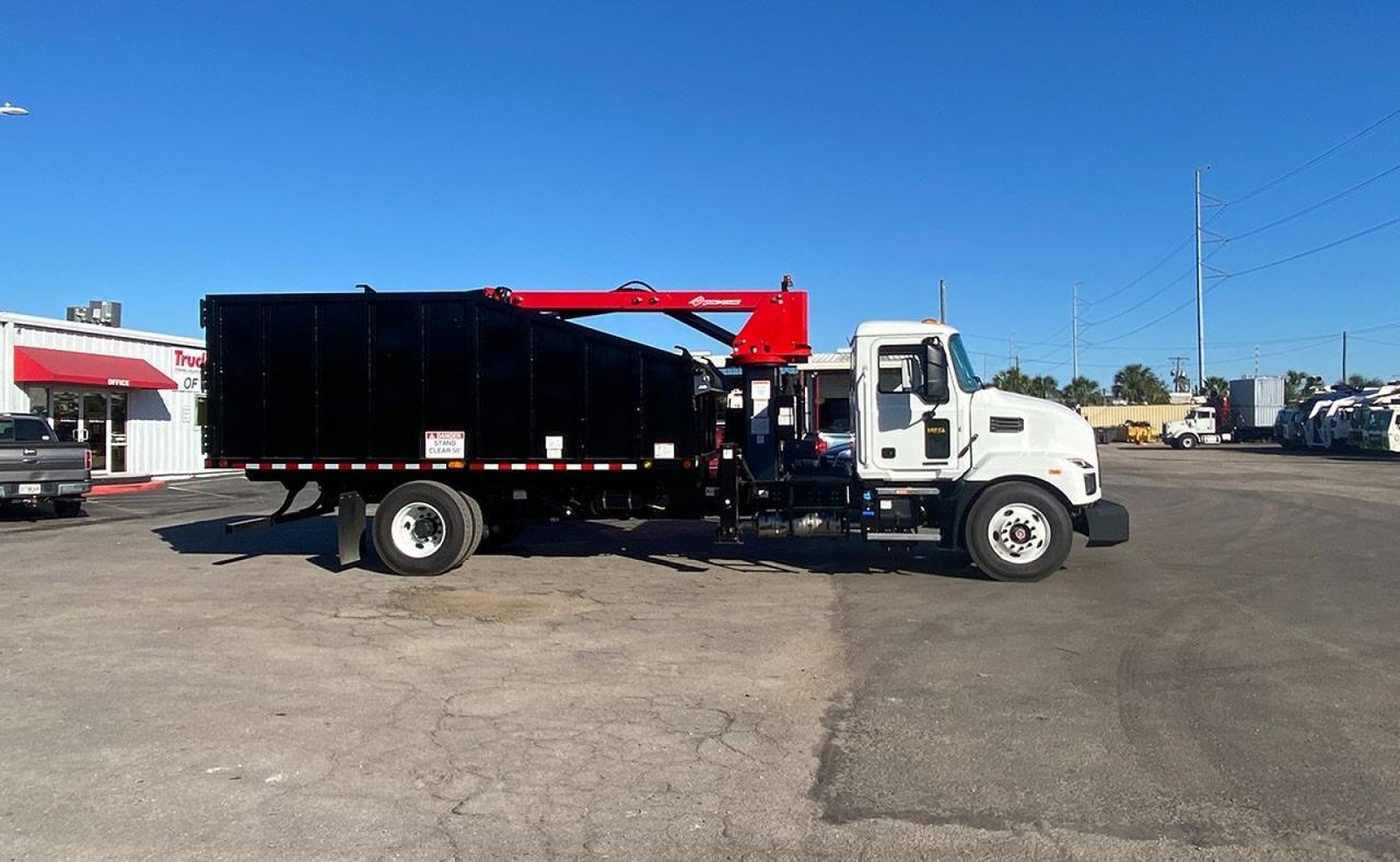 2024 Mack MD7 28 Yard Pac Mac HJ Grapple Truck Tampa FL