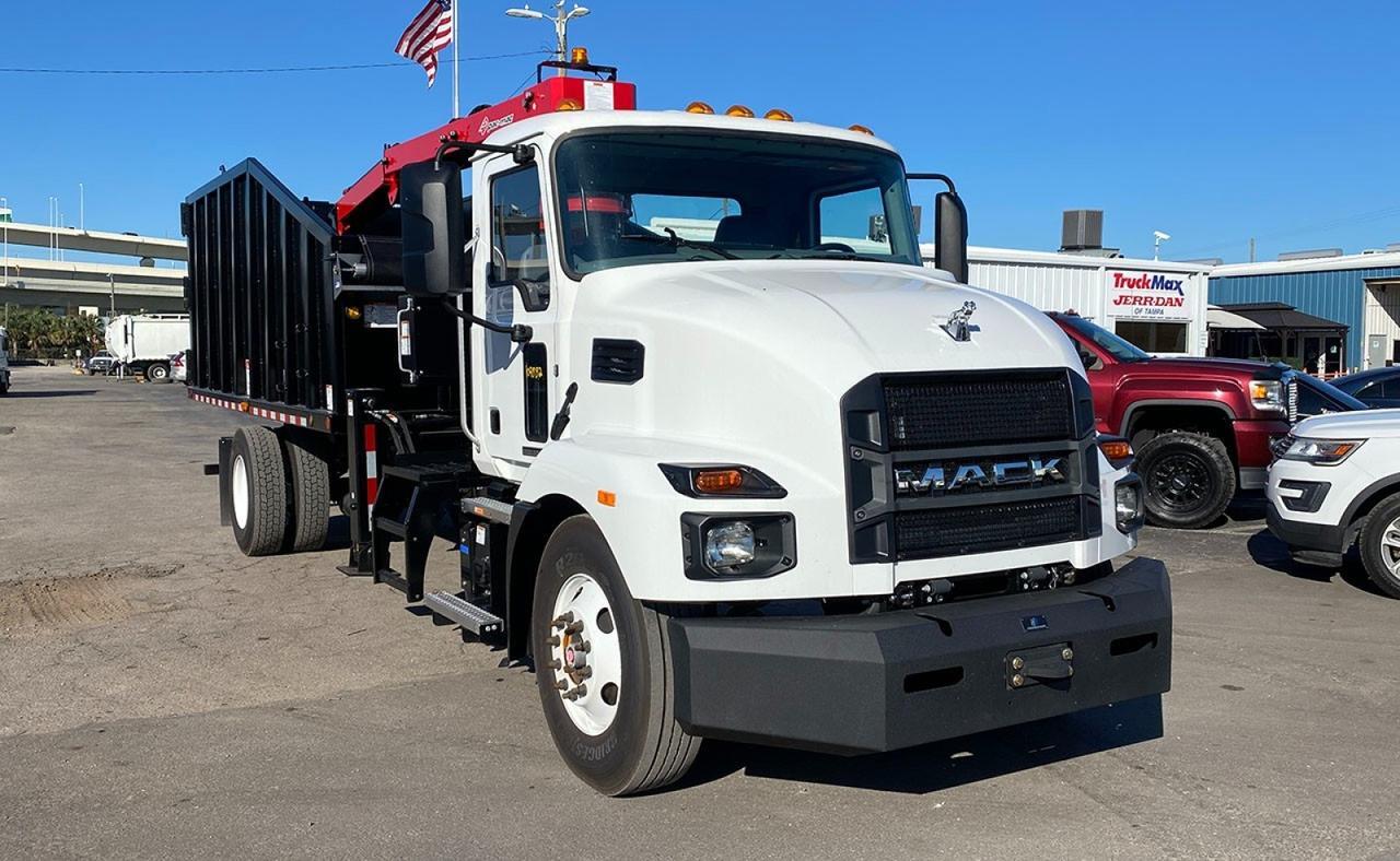 2024 Mack MD7 28 Yard Pac Mac HJ Grapple Truck Tampa FL