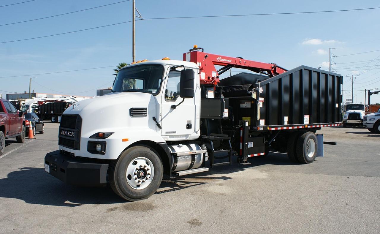 2024 Mack MD7 28 Yard Pac Mac HJ Grapple Truck Tampa FL