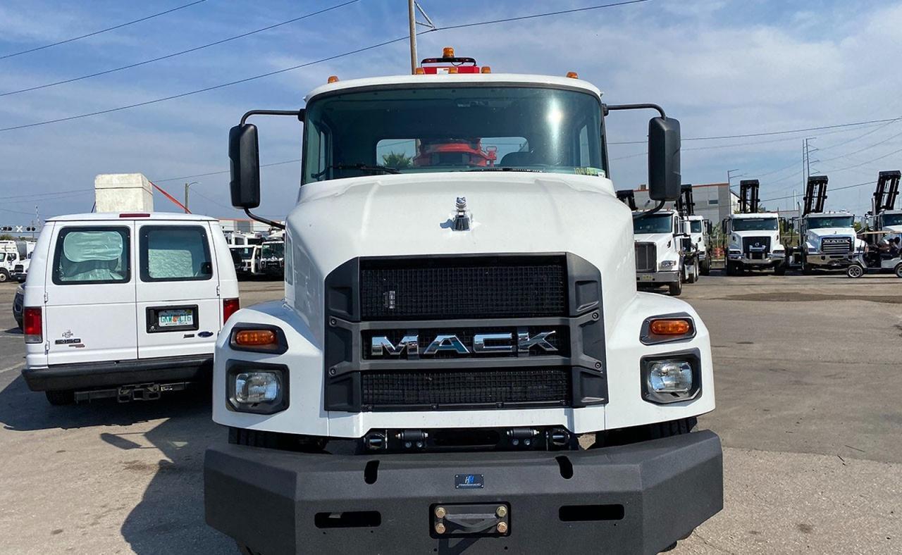 2024 Mack MD7 28 Yard Pac Mac HJ Grapple Truck Tampa FL
