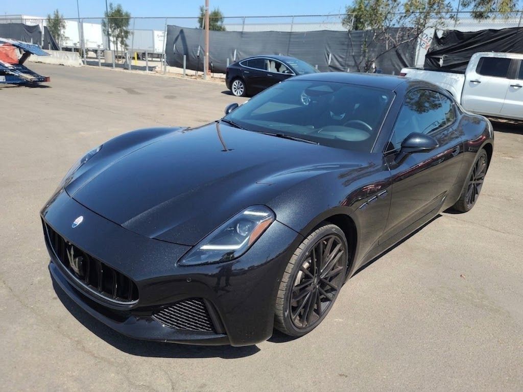 2024 Maserati GranTurismo Modena Heads Up Display Ventilated Seats Portland OR
