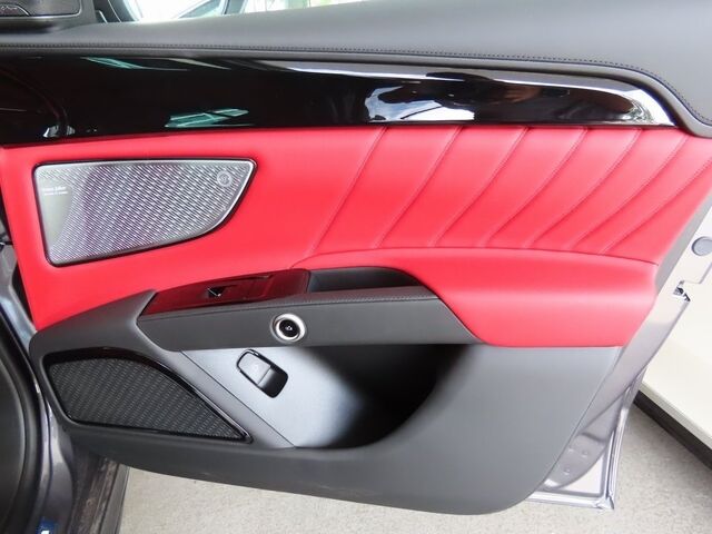 2024 Maserati Grecale Modena Oshkosh WI