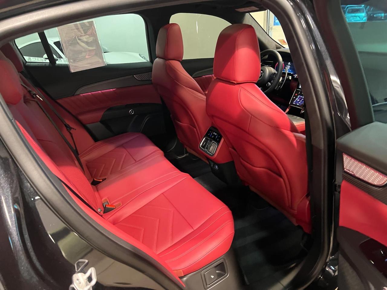 2024 Maserati Grecale Trofeo Parker CO