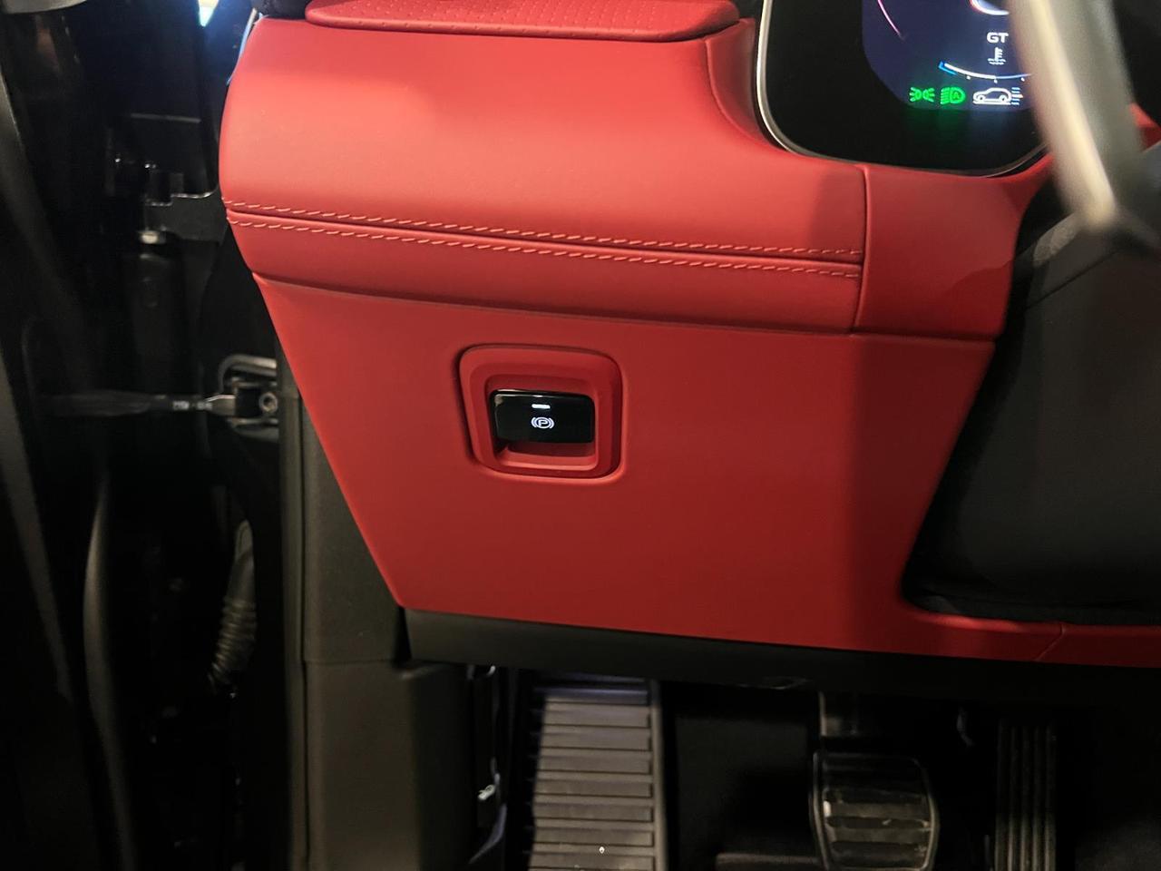 2024 Maserati Grecale Trofeo Parker CO