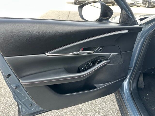 2024 Mazda CX-30 2.5 S Carbon Edition Cleveland OH