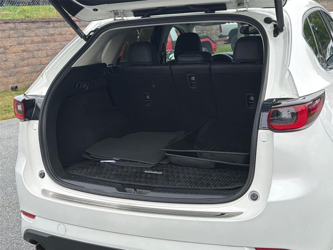 2024 Mazda CX-5 2.5 S Premium Package Hagerstown MD