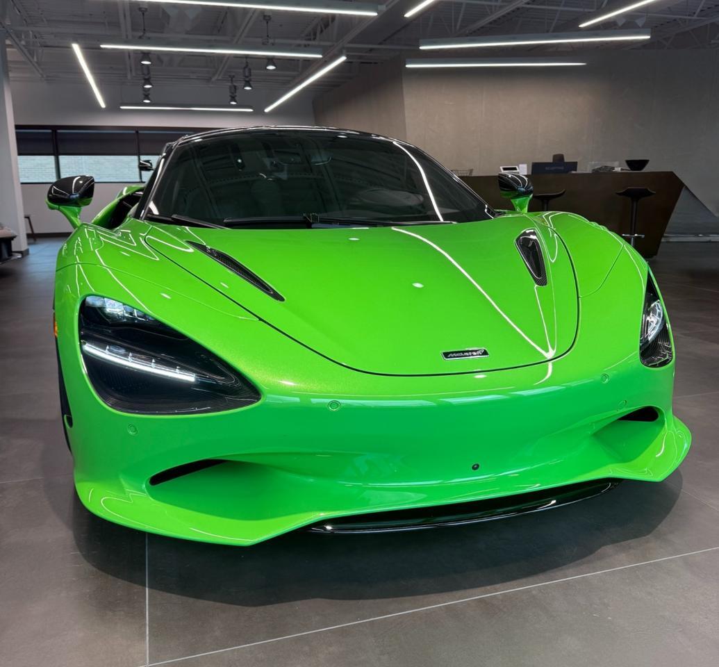 2024 McLaren 750S Base