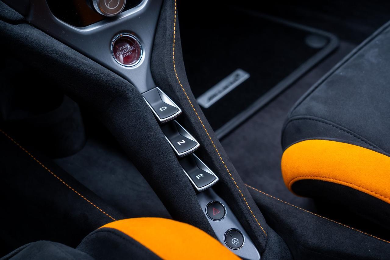 2024 McLaren 750S MSO Paint Exterior / Vehicle Lift / Carbon Racing Portland OR