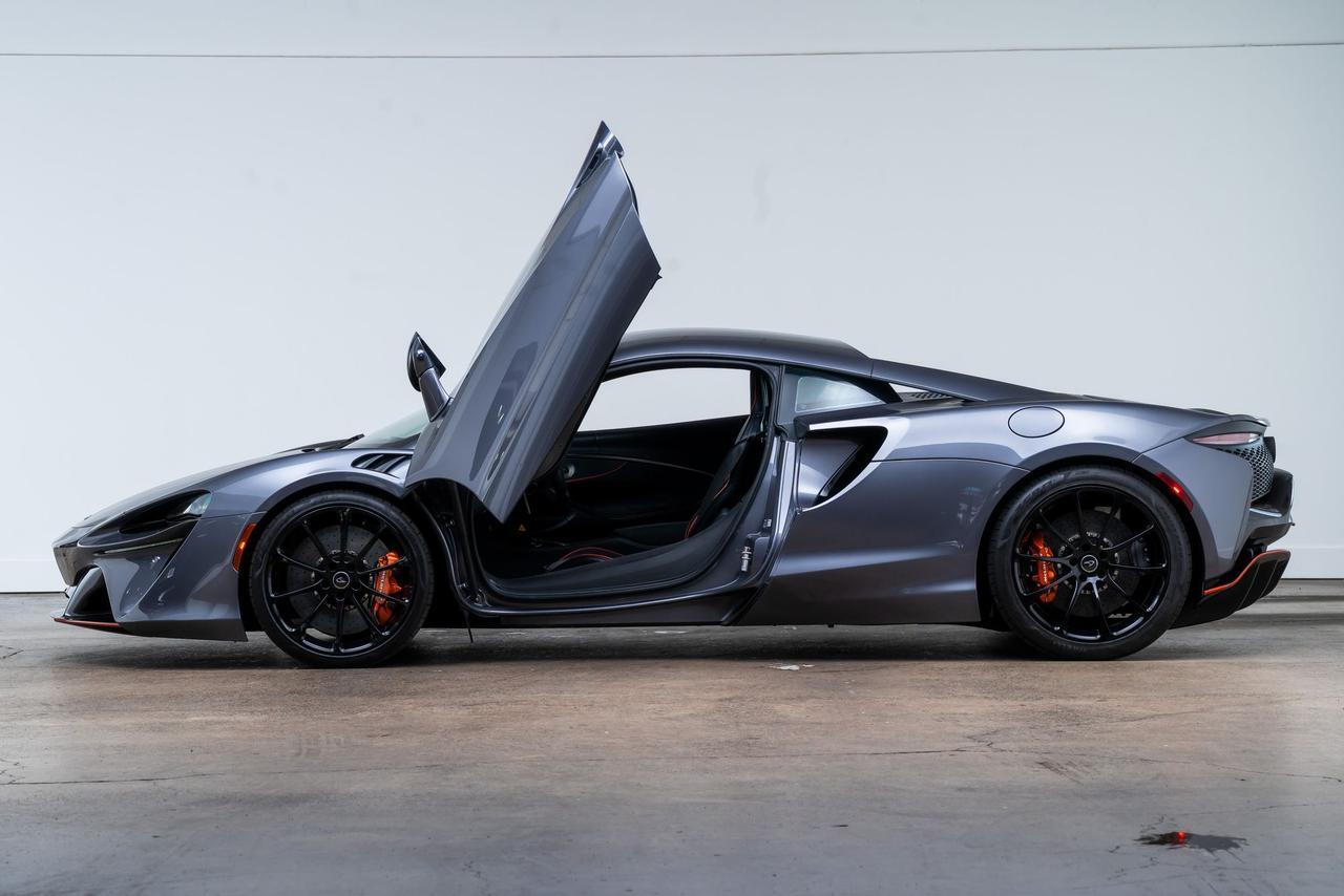 2024 McLaren Artura Performance Front Lift Bowers &amp; Wilkins Audio Portland OR