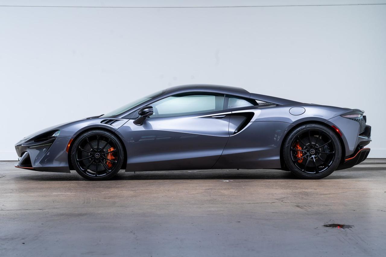 2024 McLaren Artura Performance Front Lift Bowers &amp; Wilkins Audio Portland OR